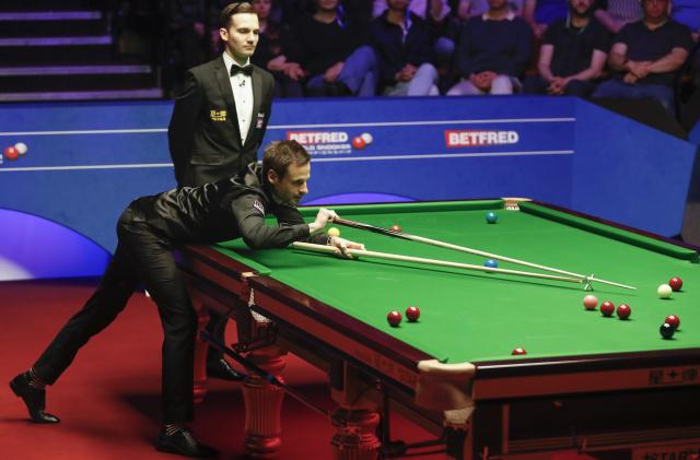 队制造压力 队制造压力